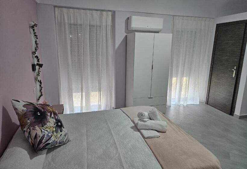 带阳台的豪华间, Pompeya Merida Suite