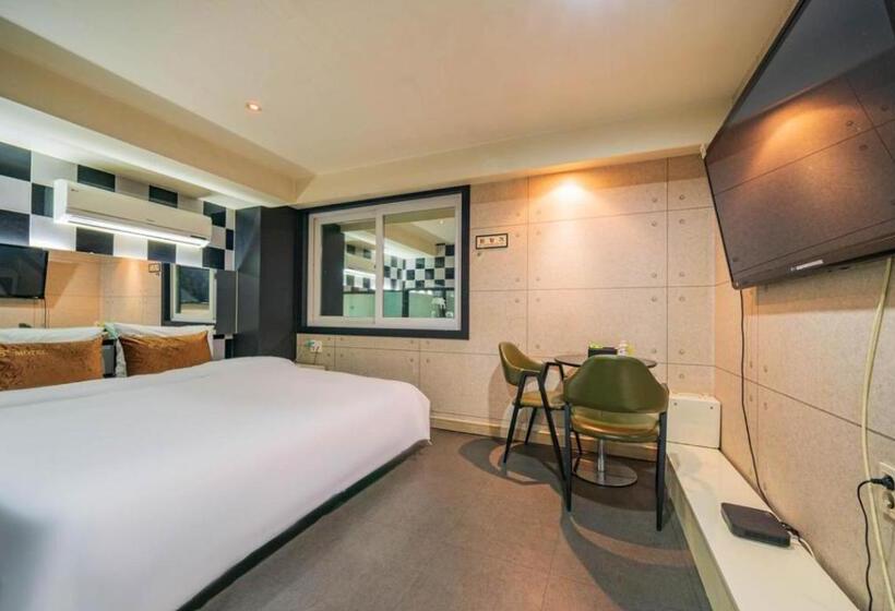 اتاق پرمیوم, S Plus Motel