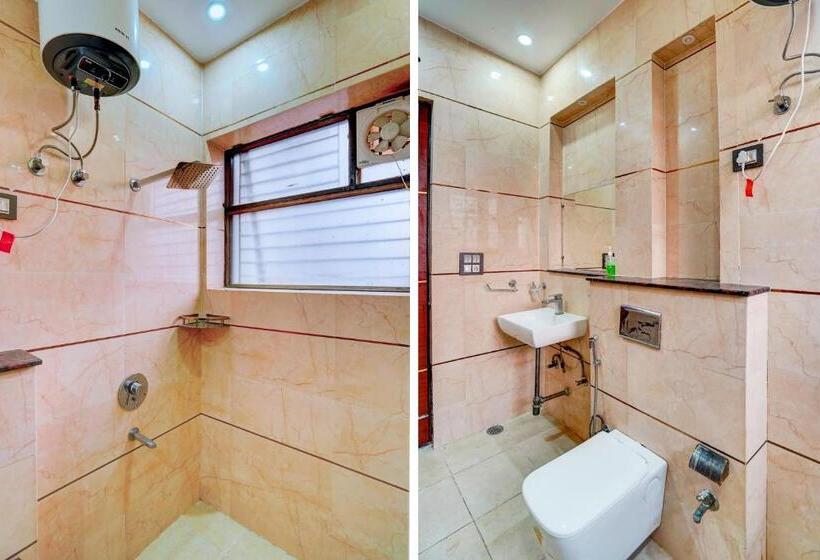 Трехместный Номер Классика, Oyo 82107 Golden Inn