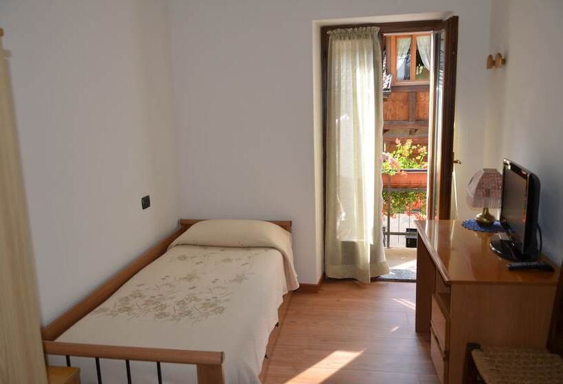 标准单人间, Albergo Moleta