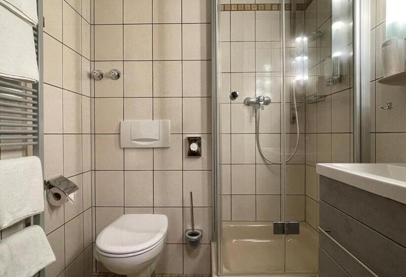 Номер Стандарт с Балконом, Landhaus Oberaurach