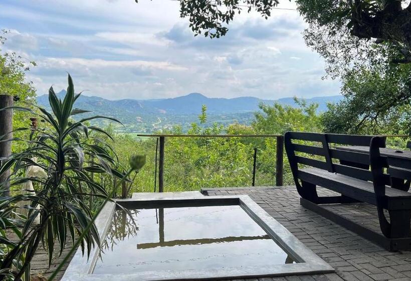 Maison 2 Chambres, Loerieroep Estate   Mountainview Selfcatering Accommodation Nelspruit