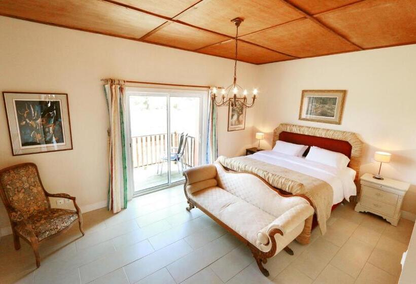 Номер Deluxe, O'vineyards B&b Carcassonne