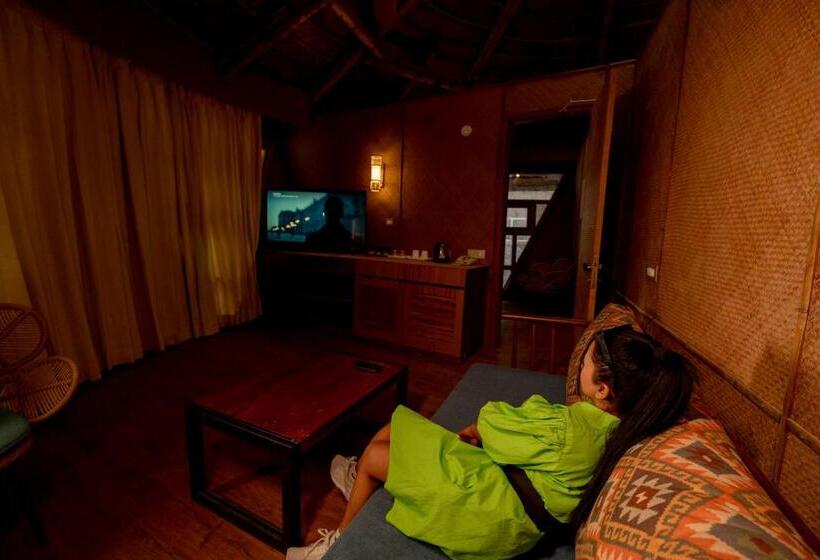 小室, Oneness Rishikesh By Ganga Kinare   A Luxury Wilderness Resort