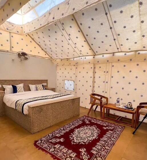 豪华三人间, Madrid Desert Camp Jaisalmer