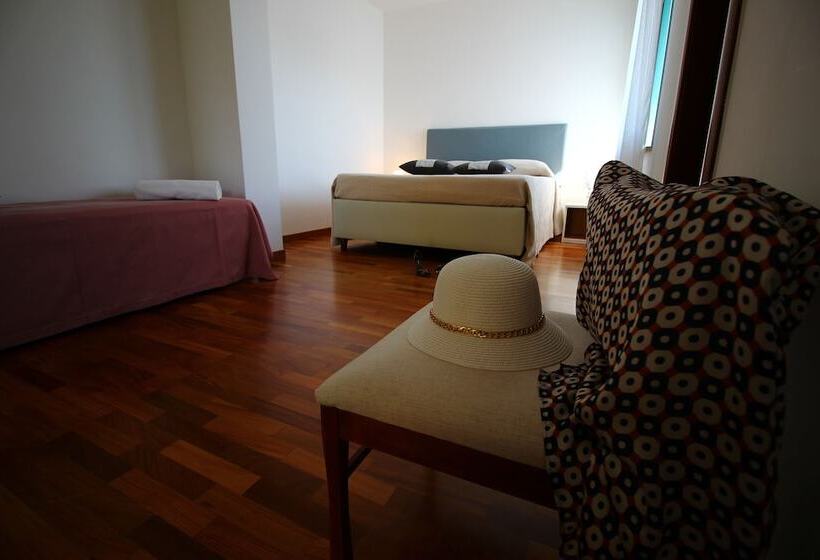 标准三人间, B&b Usciglio