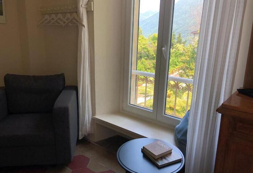 Номер Стандарт Вид на Сад, B&b Villa Le Ortensie