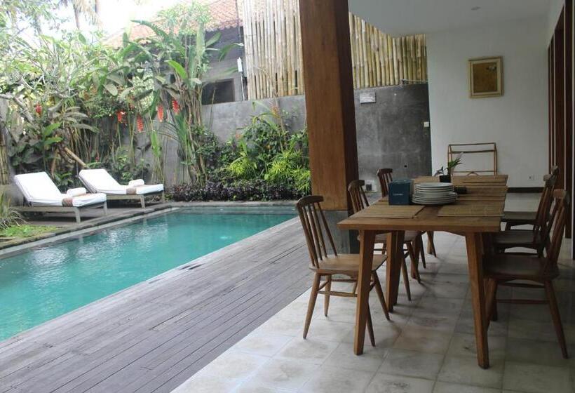 Люкс Повышенной Комфортности, Purana Boutique Resort