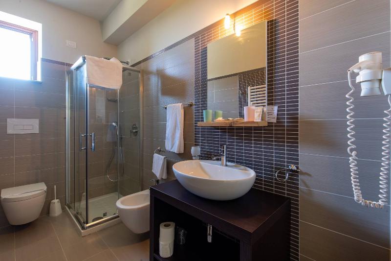 اتاق استاندارد چهار تخته, Villa Ginevra Resort Agrituristico