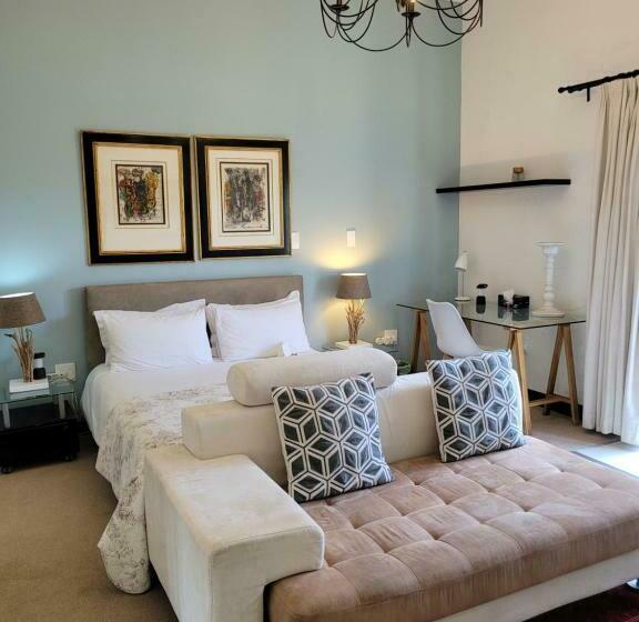 Студия Стандарт, B&b On Buckingham