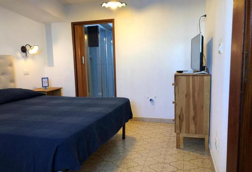 オーシャンビュースタンダードルーム, B&b Villa Sul Mare