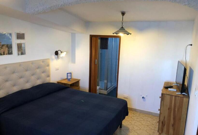 オーシャンビュースタンダードルーム, B&b Villa Sul Mare