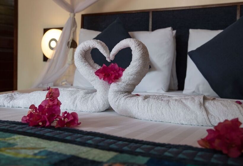 스위트, Last Frontier Beach Resort Adults Only