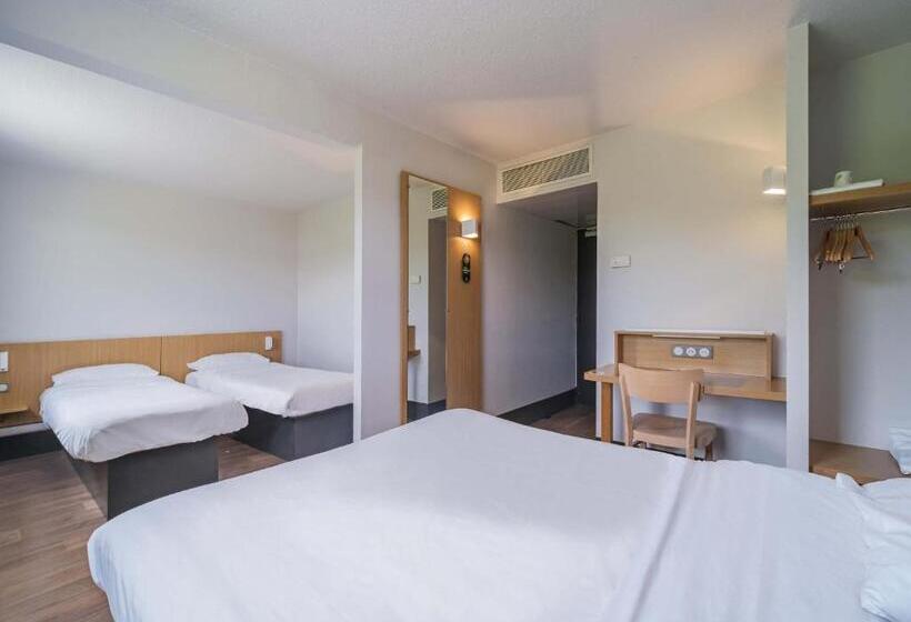 スタンダード４人部屋, B&b Hotel Belfort