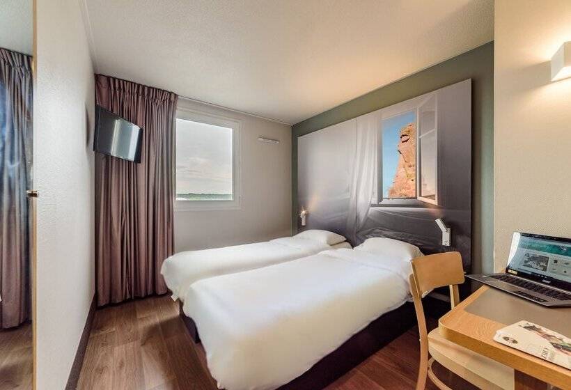 スタンダード４人部屋, B&b Hotel Belfort