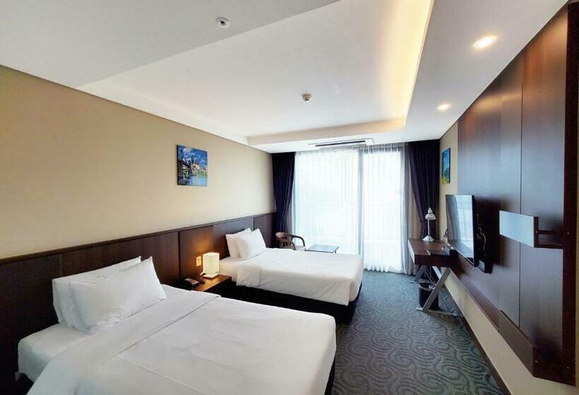 اتاق استاندارد, Ramada By Wyndham Gangwon Sokcho