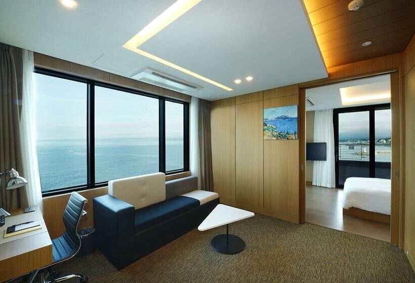 سوییت جونیور, Ramada By Wyndham Gangwon Sokcho