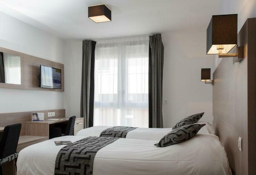 Студия Стандарт, Tulip Inn Massy Palaiseau  Residence