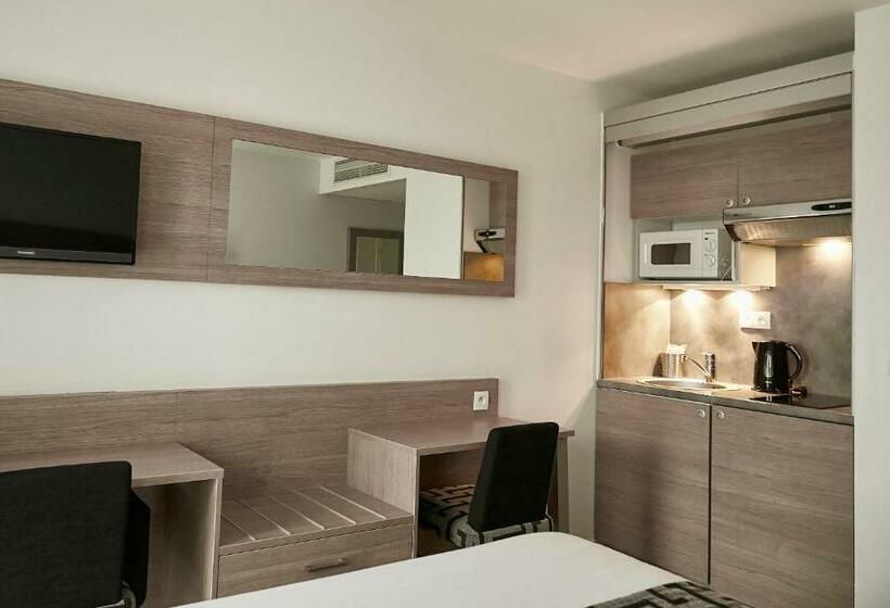 Студия Стандарт, Tulip Inn Massy Palaiseau  Residence