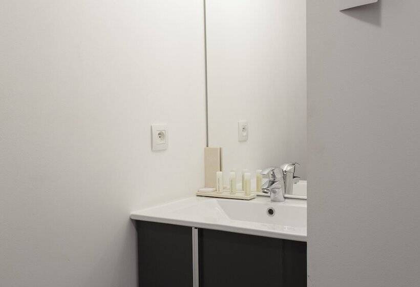 Студио Executive, Tulip Inn Massy Palaiseau  Residence