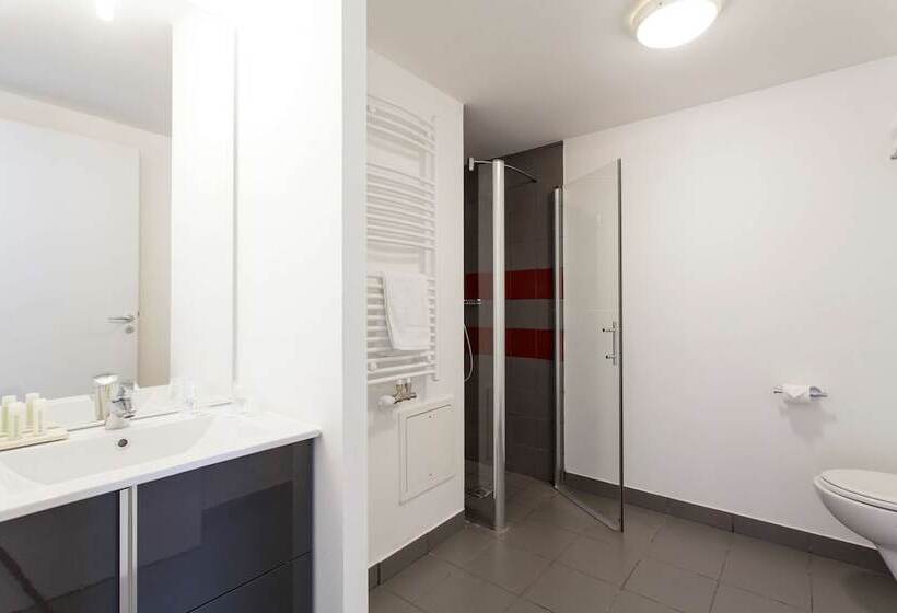 إستوديو سوبيريور, Tulip Inn Massy Palaiseau  Residence