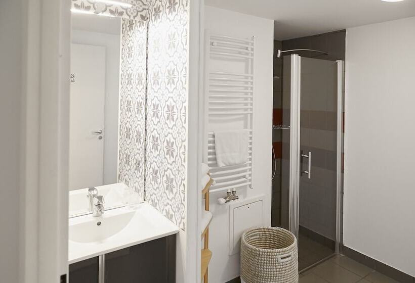 Студия Superior, Tulip Inn Massy Palaiseau  Residence