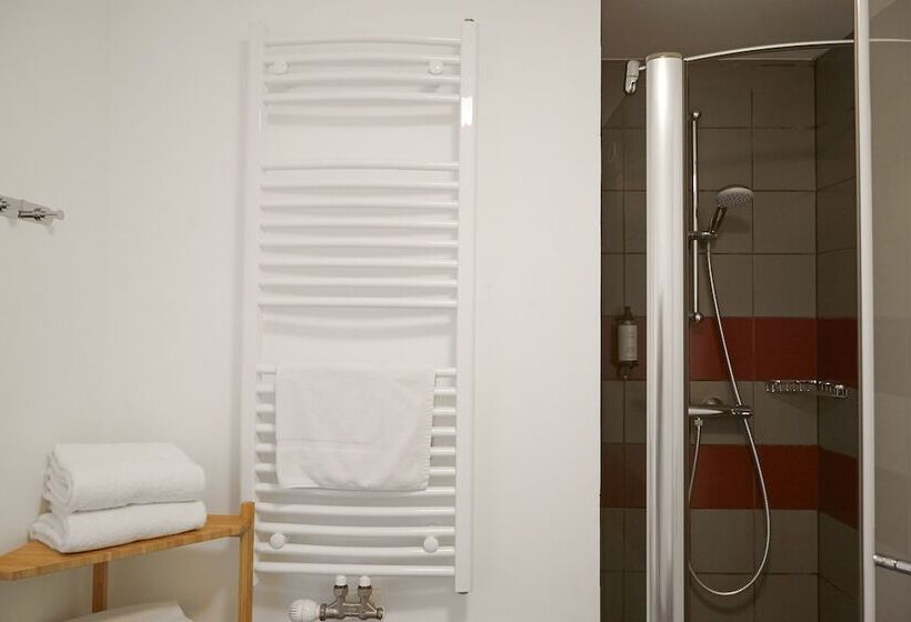 إستوديو سوبيريور, Tulip Inn Massy Palaiseau  Residence
