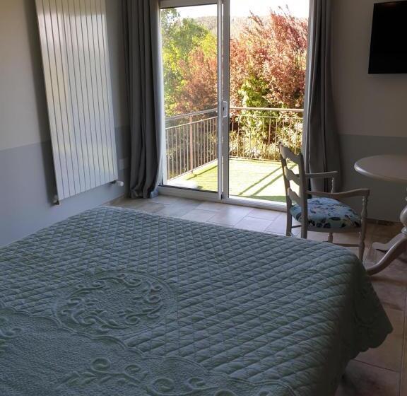 テラス付きスタンダードルーム, Au Relais Provencal