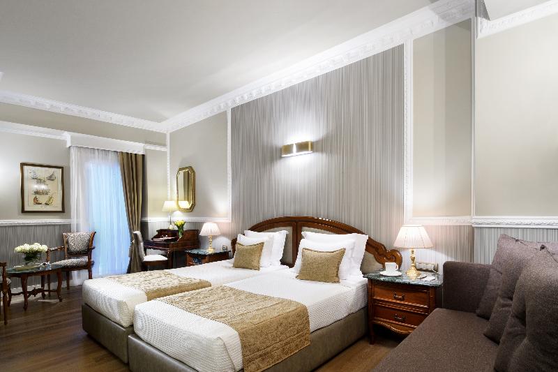 اتاق لوکس خانوادگی, Lakeshore Hotel Suao