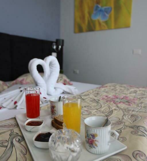 اتاق استاندارد چهار تخته, Perandor Beach