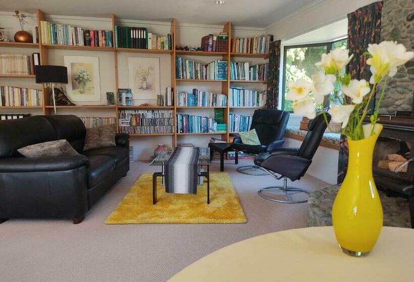 Номер Deluxe, Golden Caves   Bed & Breakfast