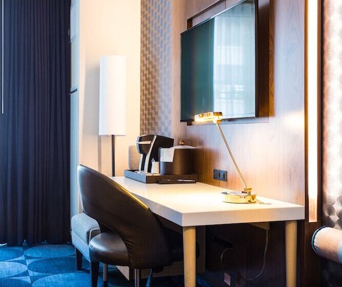 带2个双人床的标准工作室, Crowne Plaza Hy36 Midtown Manhattan, An Ihg