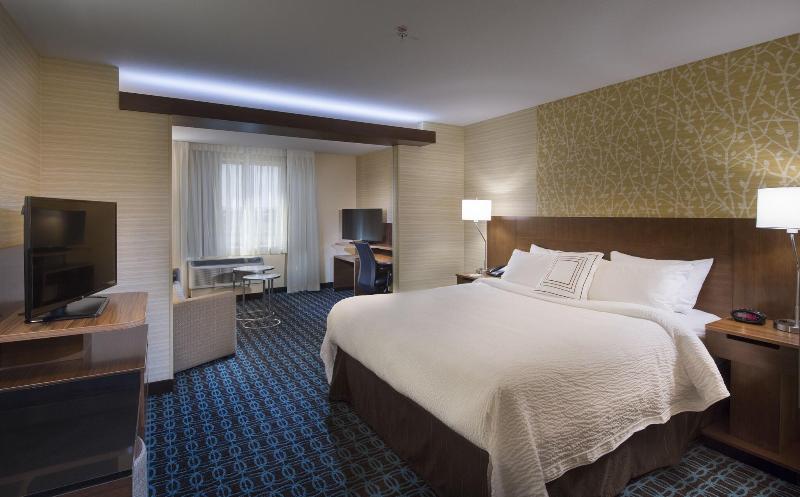 Люкс Кровать Кинг, Fairfield Inn & Suites By Marriott San Diego North/san Marcos