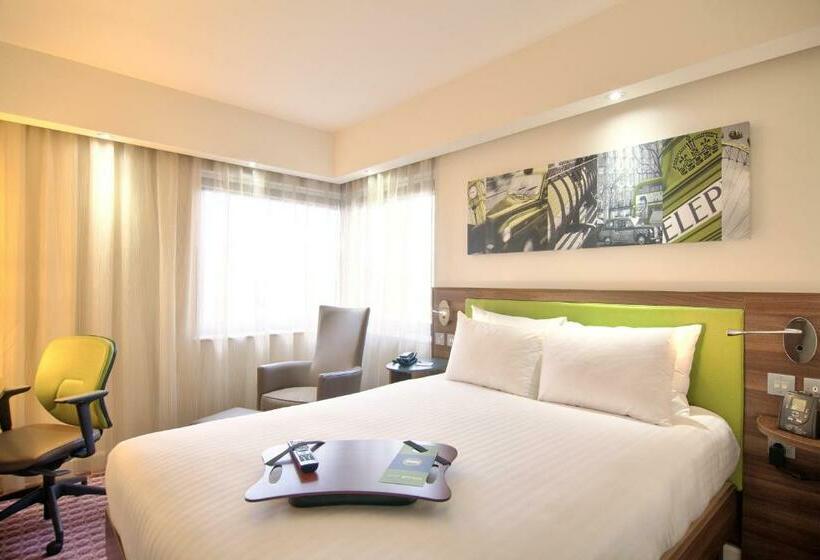 Номер Стандарт, Hampton By Hilton Humberside Airport