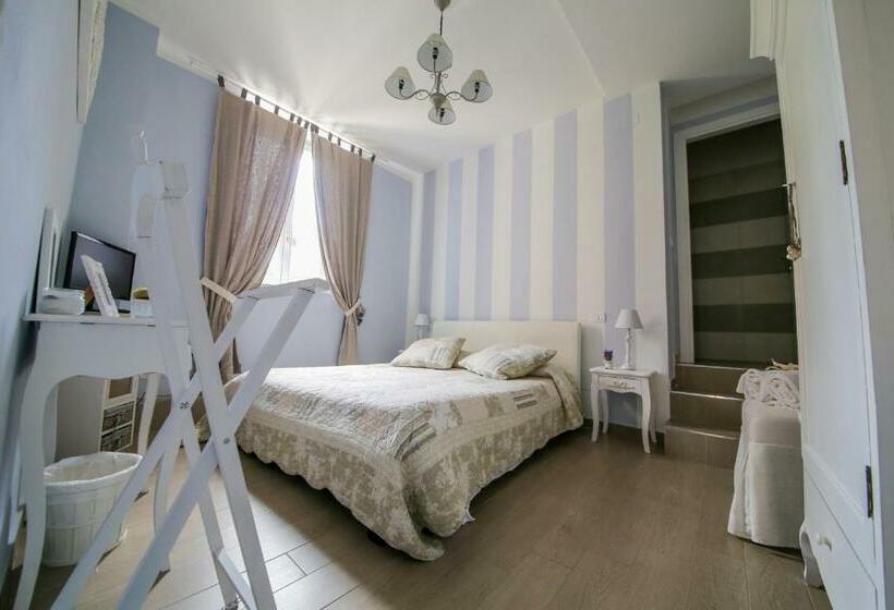 اتاق استاندارد, La Vecchia Tenenza B&b