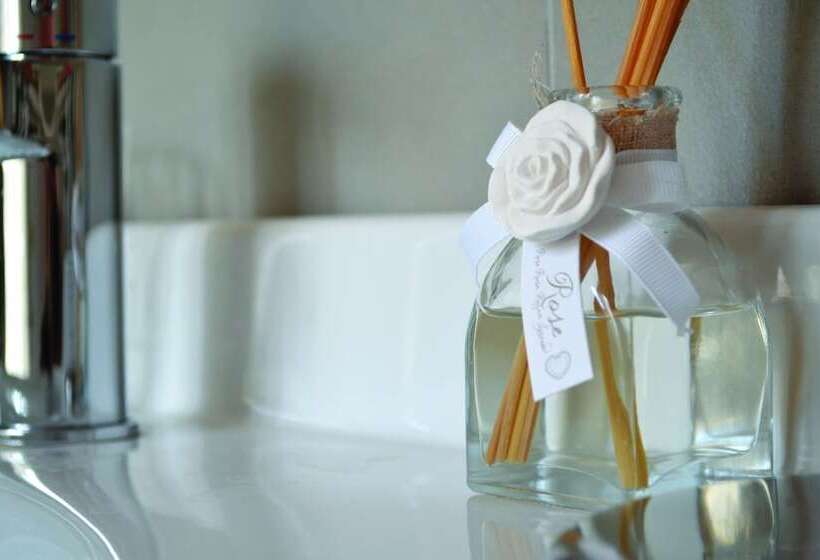 اتاق استاندارد, La Vecchia Tenenza B&b