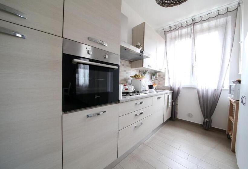سوییت لوکس, La Vecchia Tenenza B&b