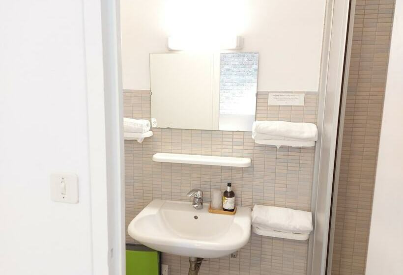 غرفة قياسية, Logis Hôtel Vannes Nord Le Clos Des Hortensias