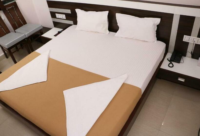 デラックスルーム, Regency Vasai
