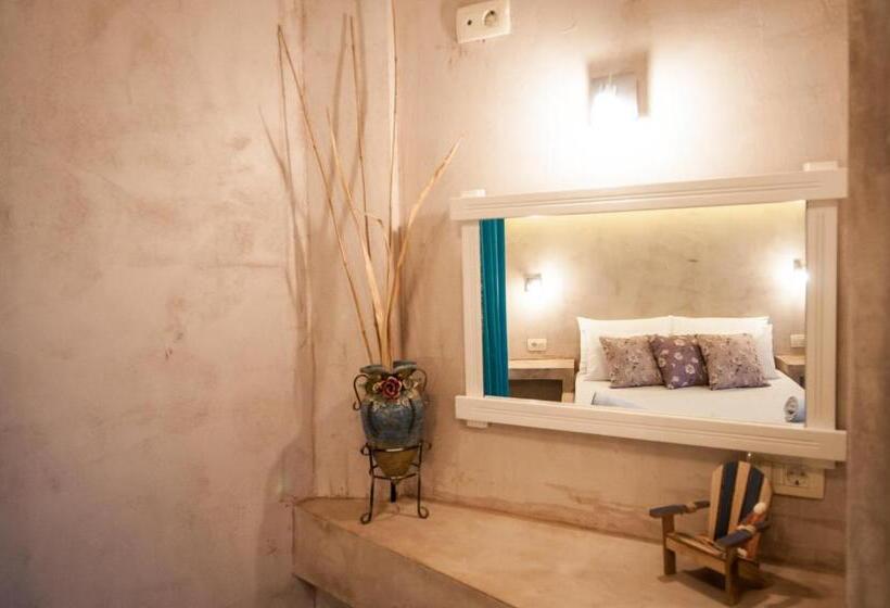 استودیوی استاندارد, Zante Nest Studios & Apartments