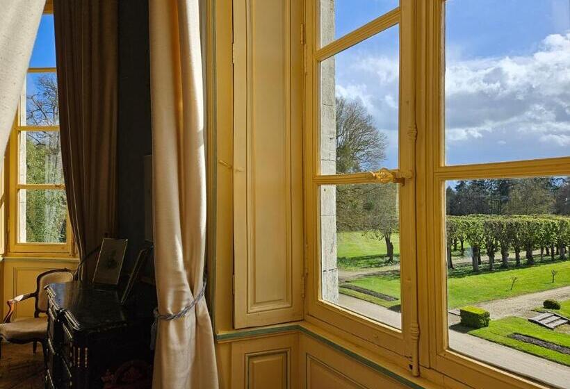 디럭스 룸, Chateau De Craon