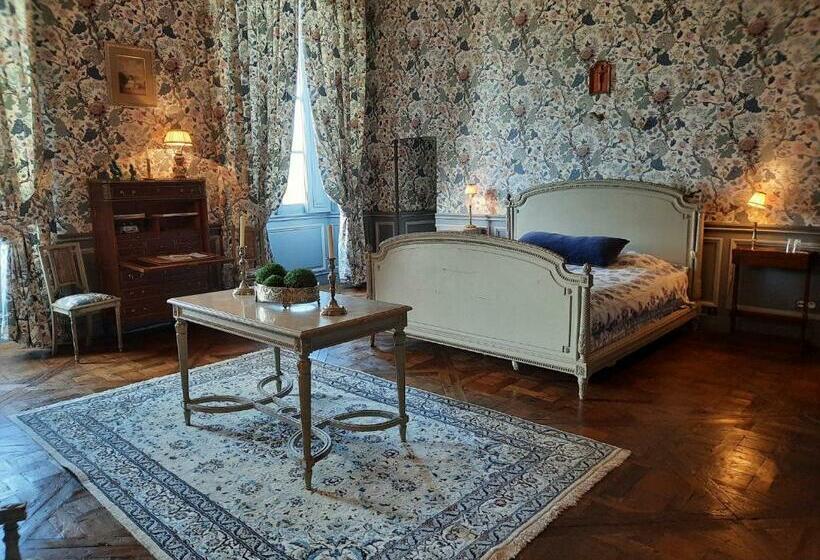 디럭스 룸, Chateau De Craon