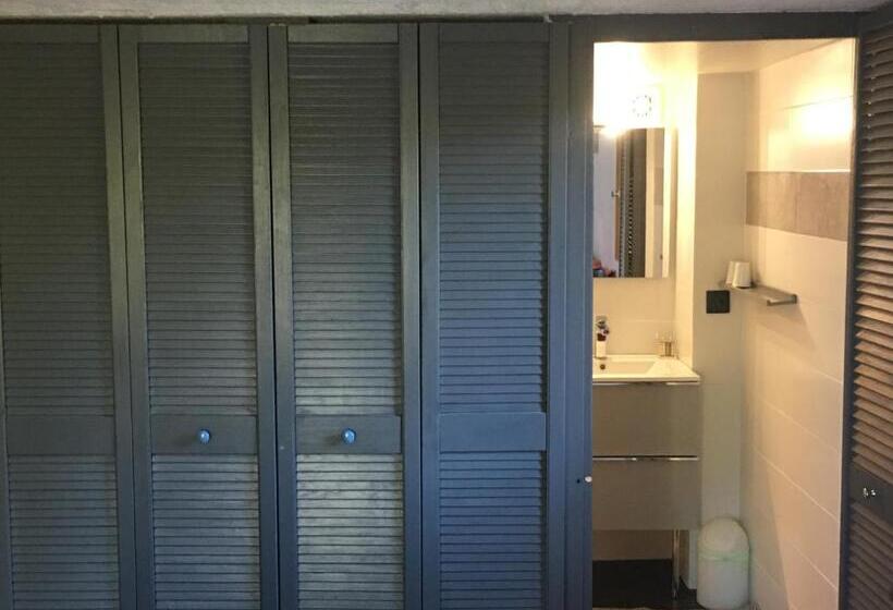 Номер Стандарт, Inn 4 Bears