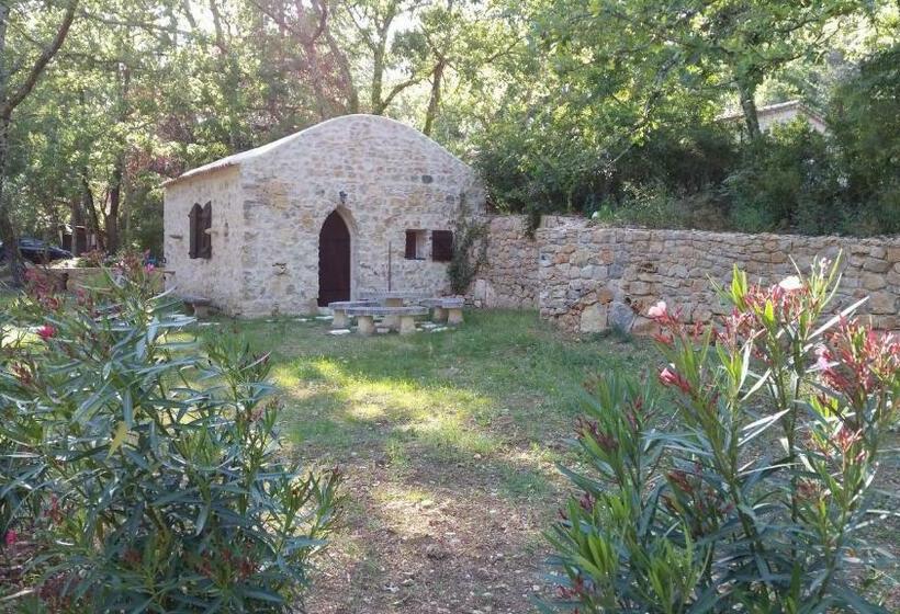 Номер Стандарт, Le Donjon Des Combes Et Son Spa