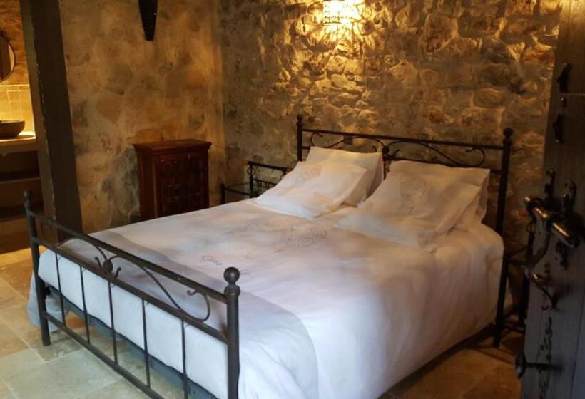 Номер Стандарт, Le Donjon Des Combes Et Son Spa