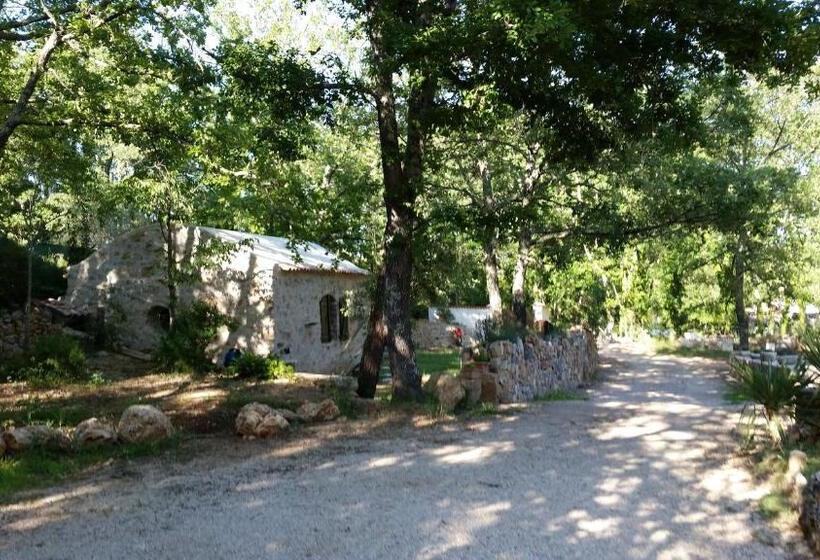 Номер Стандарт, Le Donjon Des Combes Et Son Spa