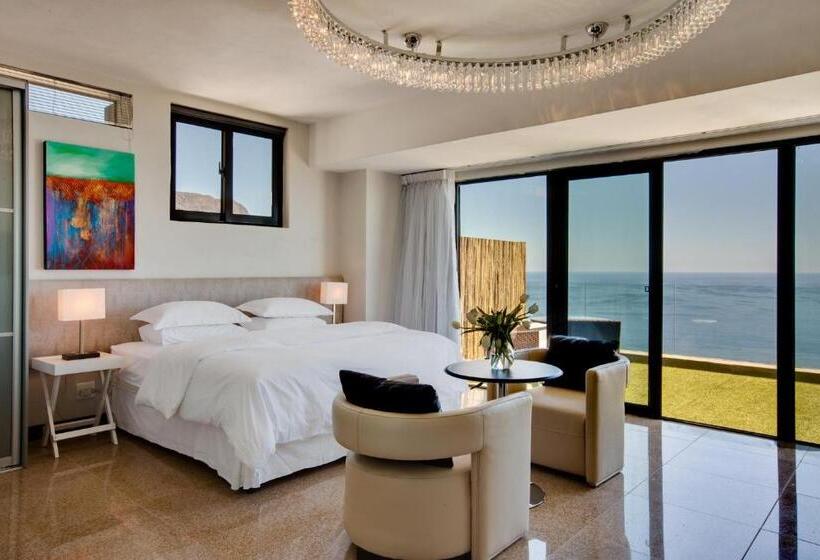 اتاق لوکس با چشم‌انداز دریا, Atlantic Gold