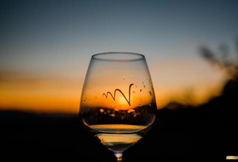 スーペリアールーム, Valdonica Winery Fine Dine & Wine