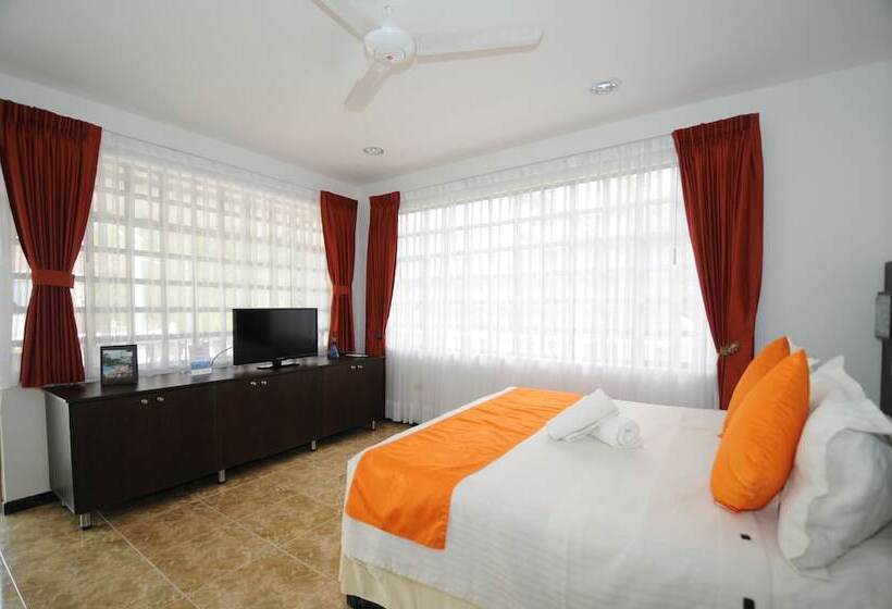 Juniorsvit, Villeta Boutique Hotel Spa