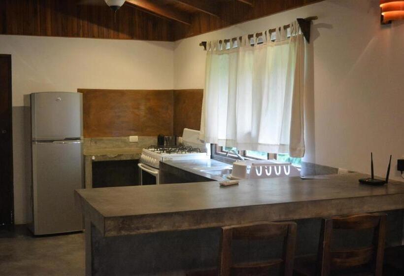 בית, 2 חדרי שינה, Indigo Yoga Surf Resort